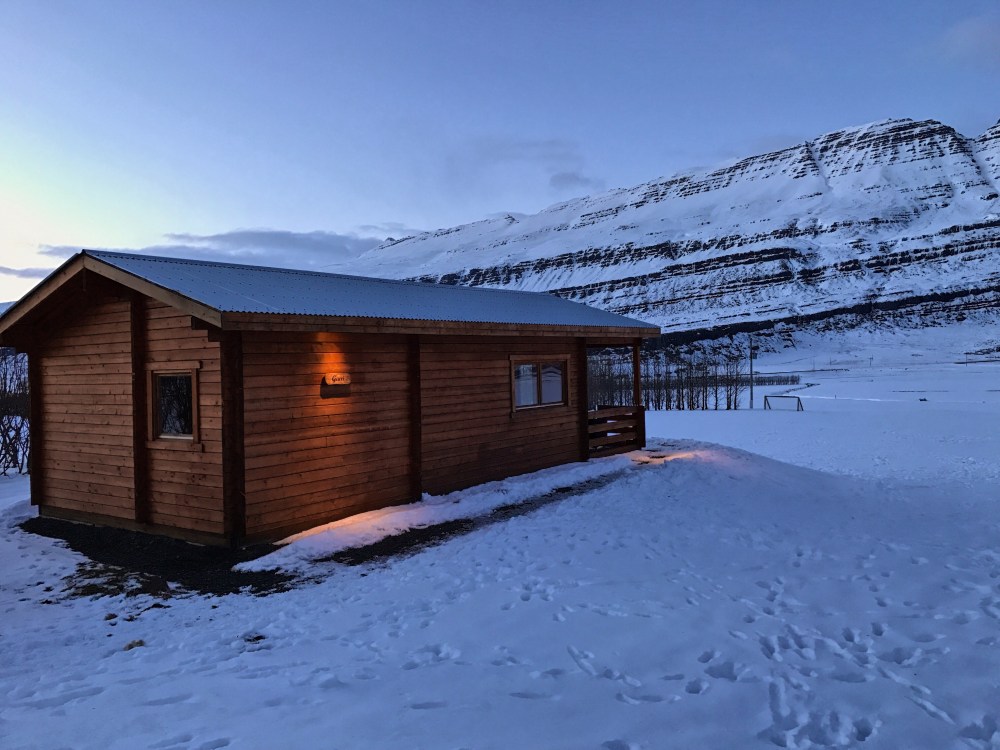 B9607900-3557-462F-804E-D9C0E45AC0FB